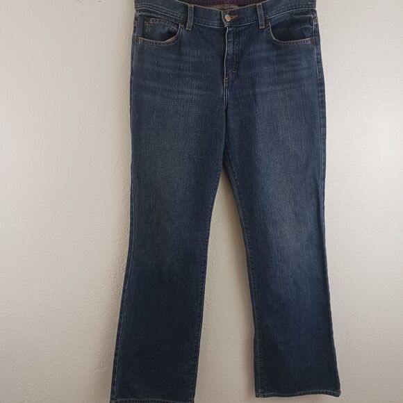J. Crew Denim - J.Crew medium wash straight leg jean size 6